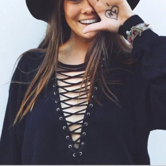 Furst of a Kind Repurposed Vintage 70's Fox Navy Lace Up Vee Pullover Sweater M - Picture 2 of 8